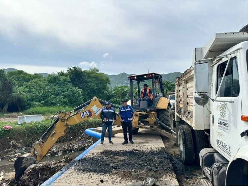INSTRUYE EVELYN SALGADO DESAZOLVE DE CANALES EN