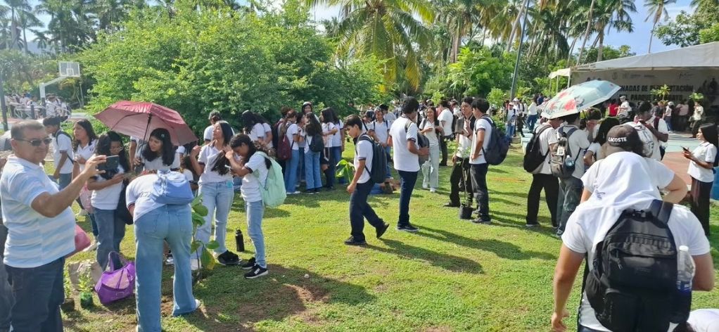 JORNADA DE REFORESTACIÓN Y LIMPIEZA