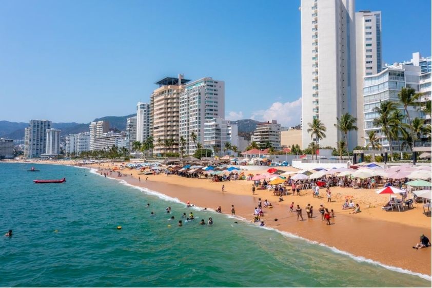 TAXCO E IXTAPA LIDERAN LA AFLUENCIA TURÍSTICA EN GUERRERO