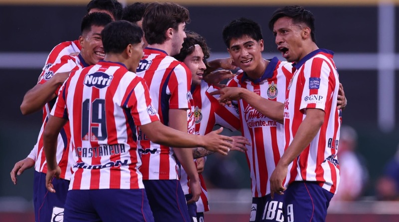 CHIVAS LE PONE PICANTE AL “AMISTOSO” ANTE AMÉRICA