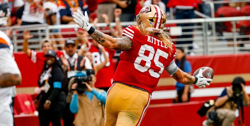 DERROTAN 49ERS A BRONCOS CON CUARTO PERIODO EXPLOSIVO