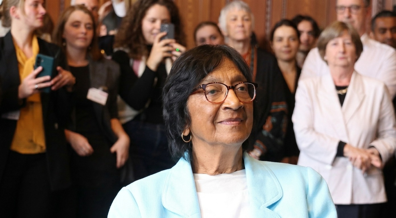 GANA NOBEL Y DESATAN EMBESTIDA POLÍTICA