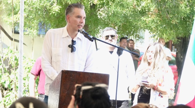 RESPALDA MANUEL VELASCO A WALDO FERNÁNDEZ