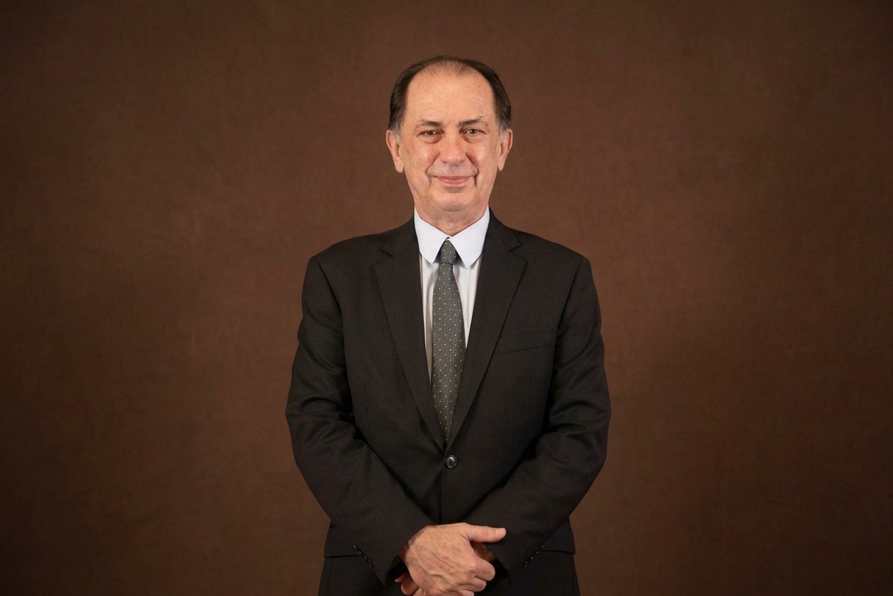 SUELDAZO PARA EL YERNO DEL FISCAL